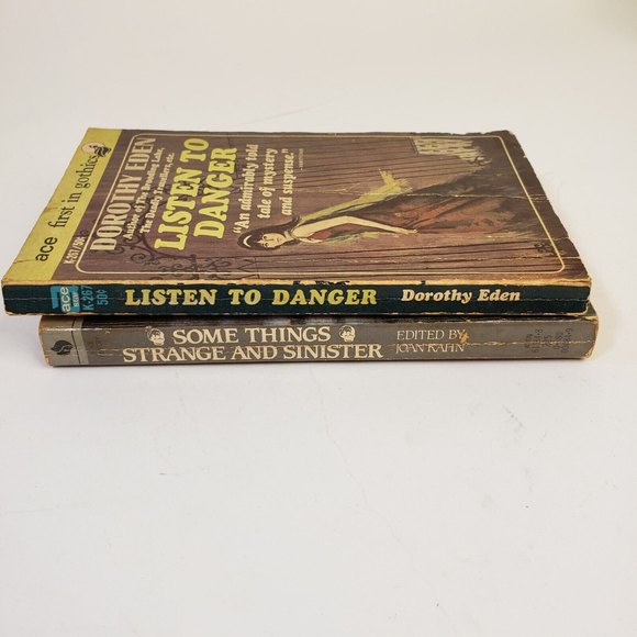 Some Things Strange and Sinister Joan Kahn & Dorothy Eden Listen to Danger PB - Picture 4 of 11